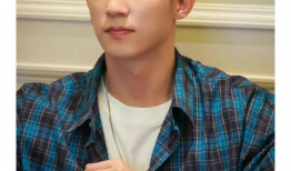 吃瓜娱乐圈黄景瑜,娱乐圈的瓜田，他的成长与蜕变